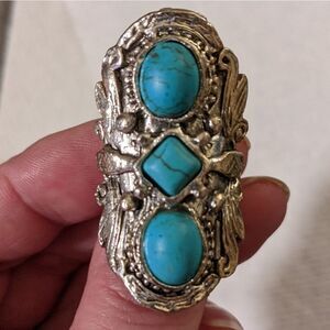 Faux turquoise 3 stone silvertone long wide sleeve ring sizable